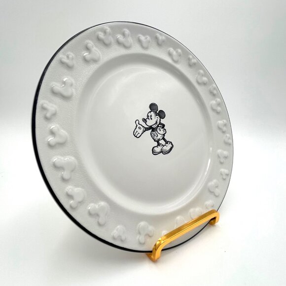 NWT Disney Parks Collection, Mickey Mouse Ceramic 8" Salad Dessert Plates, Set 4 - Picture 6 of 10